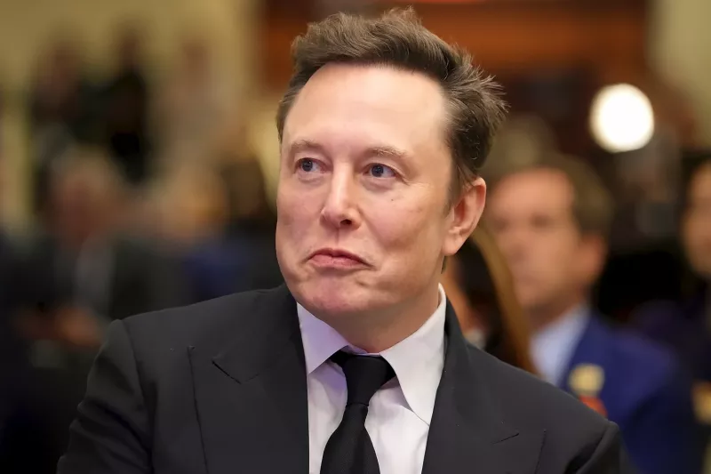 ایلان ماسک: هوش مصنوعی فقر را از بین خواهد برد!