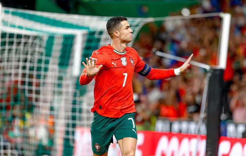 کریستیانو رونالدو پرطرفدارترین شخصیت جهان با اختلاف